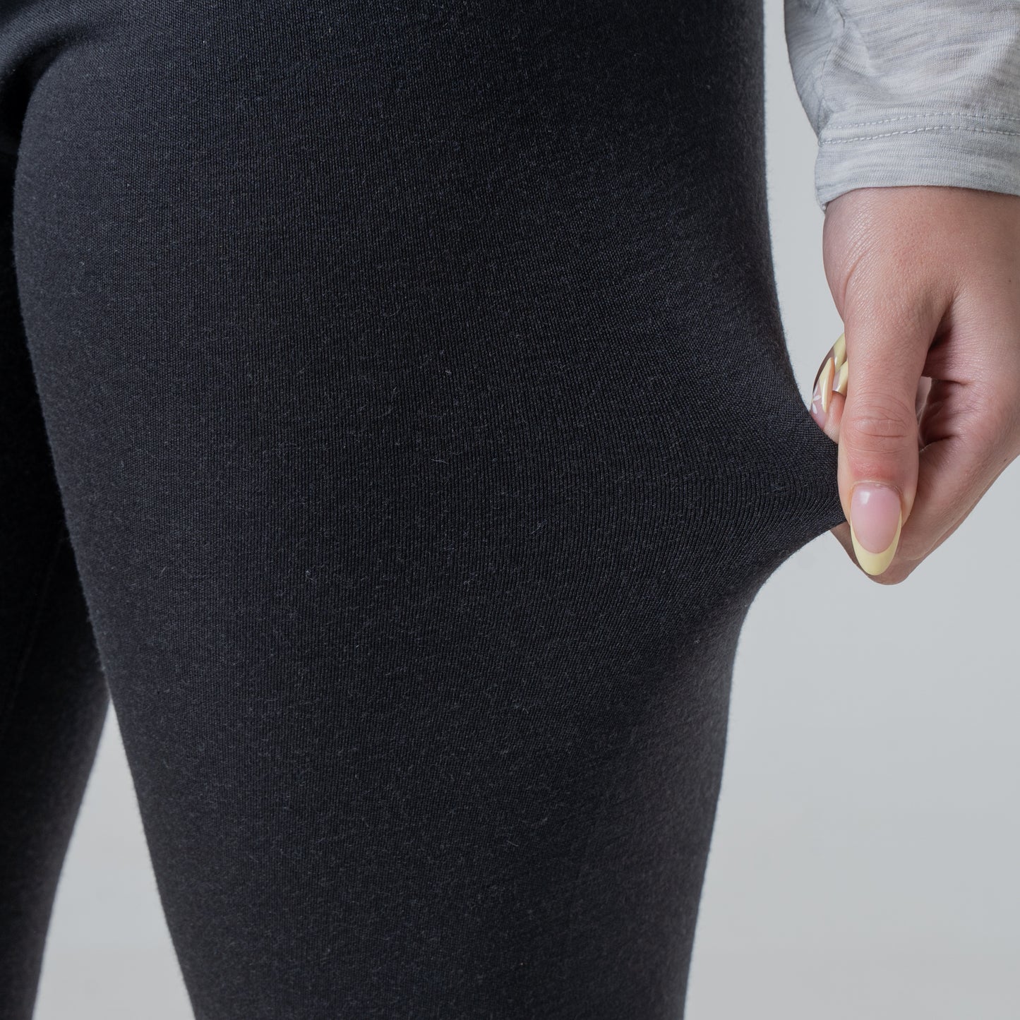 Damen Base Layer 100% Merino Wolle 17.2 Micron schwarz